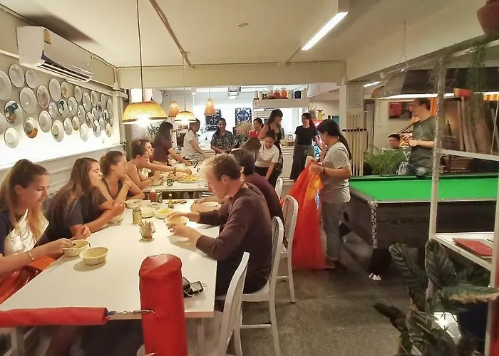 Fun Cafe & Ostello Bangkok